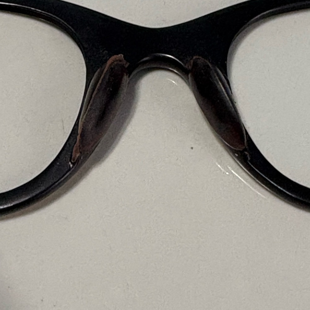 Sale! Last Chance! Removing 2/15 Vintage  Cat-eye Glasses (no lenses) - Picture 11 of 11